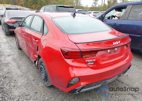 2024 Kia Forte Gt-Line z USA, uszkodzony, nr VIN 3KPF54AD0RE809345